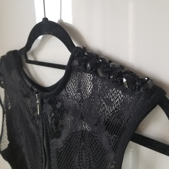 Semi formal guess dress - Picture 3 of 4